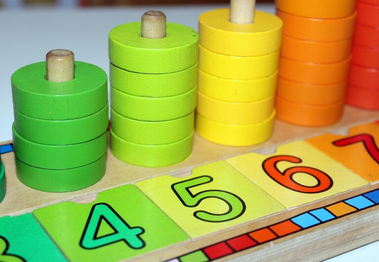 Learn to count with this wooden educational toy